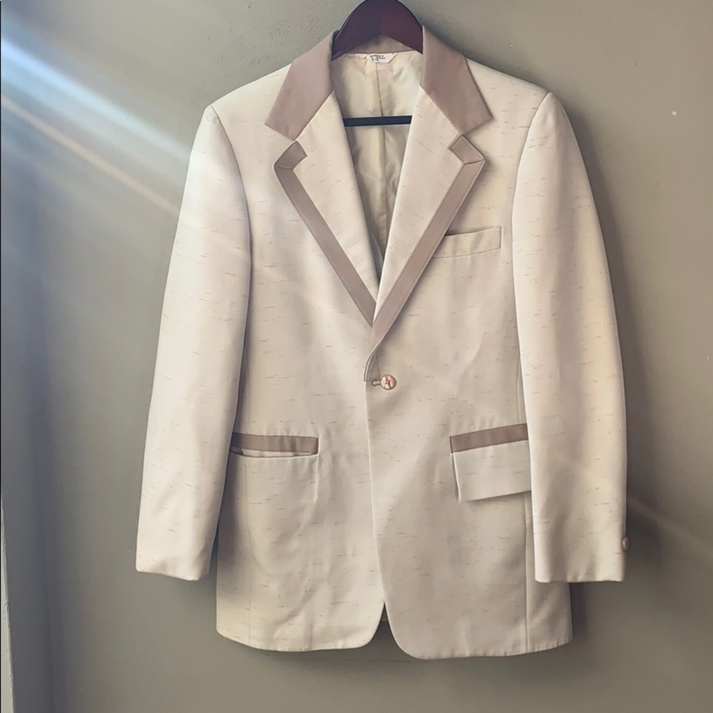 After six cream suit jacket 37 R